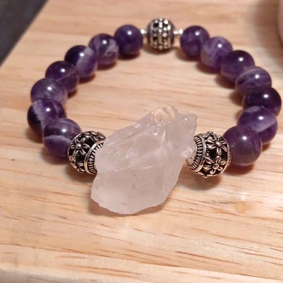 Amethyst & Quartz Beaded Stretch Bracelet - Picture 6 of 6